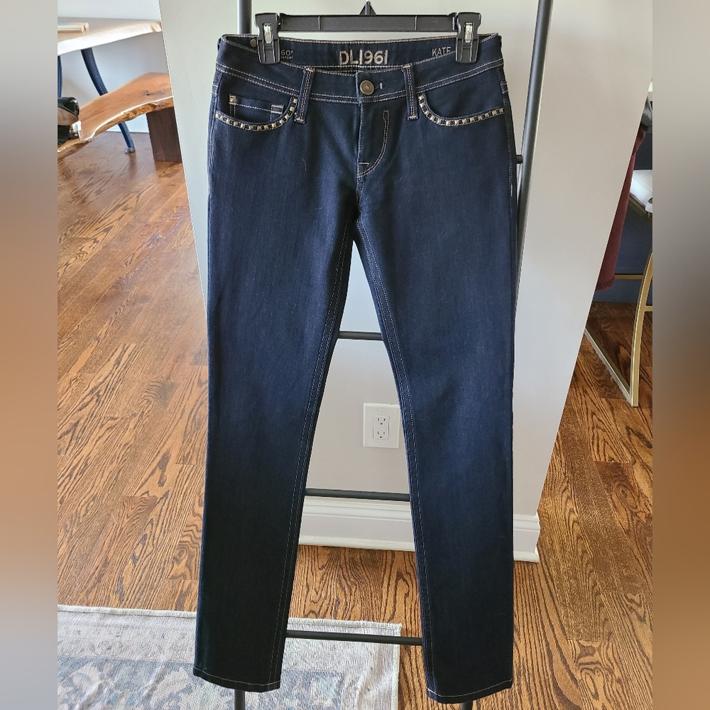 DL1961 Kate Slim Straight 360 stretch